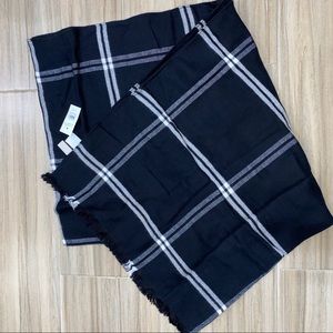 LOFT NWT Plaid Blanket Scarf